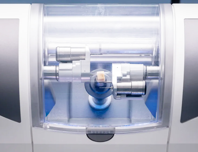 東京都港区外苑前の歯医者、Angel矯正歯科・歯科口腔外科のセレックシステム