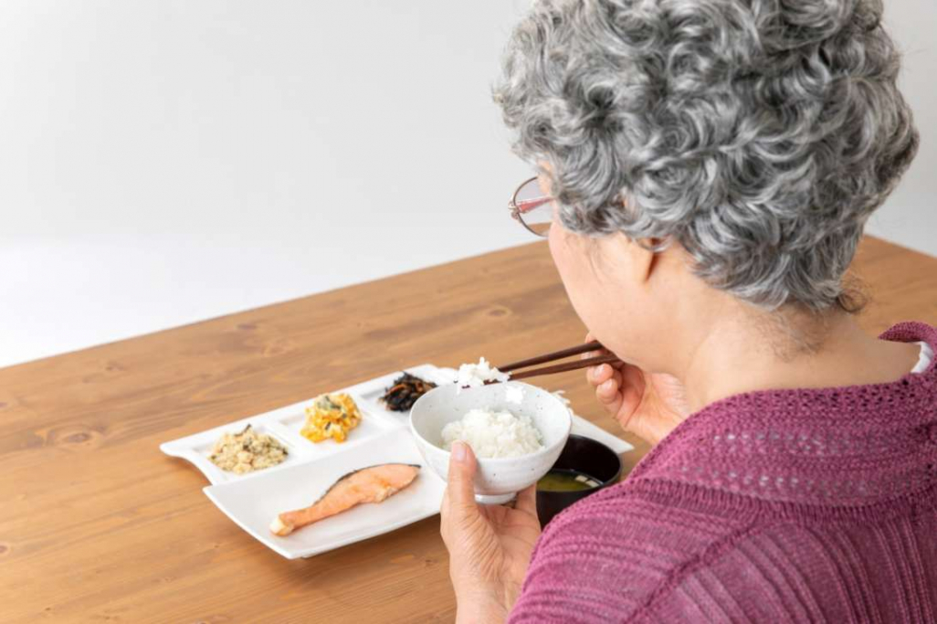 外苑前（東京）の歯医者、Angel矯正歯科・歯科口腔外科で入れ歯・義歯治療