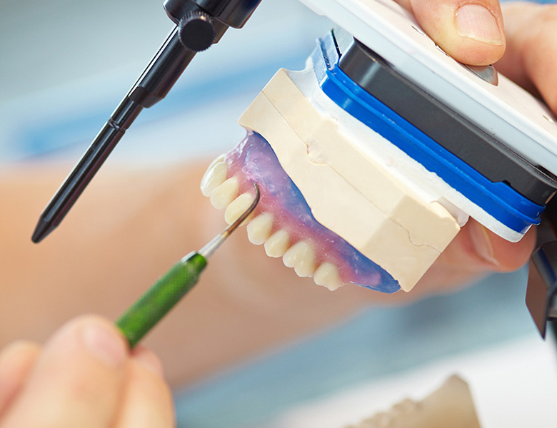 外苑前（東京）の歯医者、Angel矯正歯科・歯科口腔外科は院内技工室完備